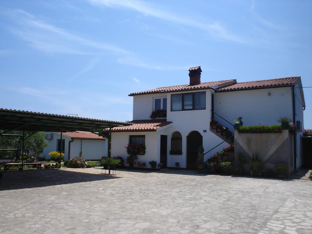 Nella Apartments Šišan Rom bilde
