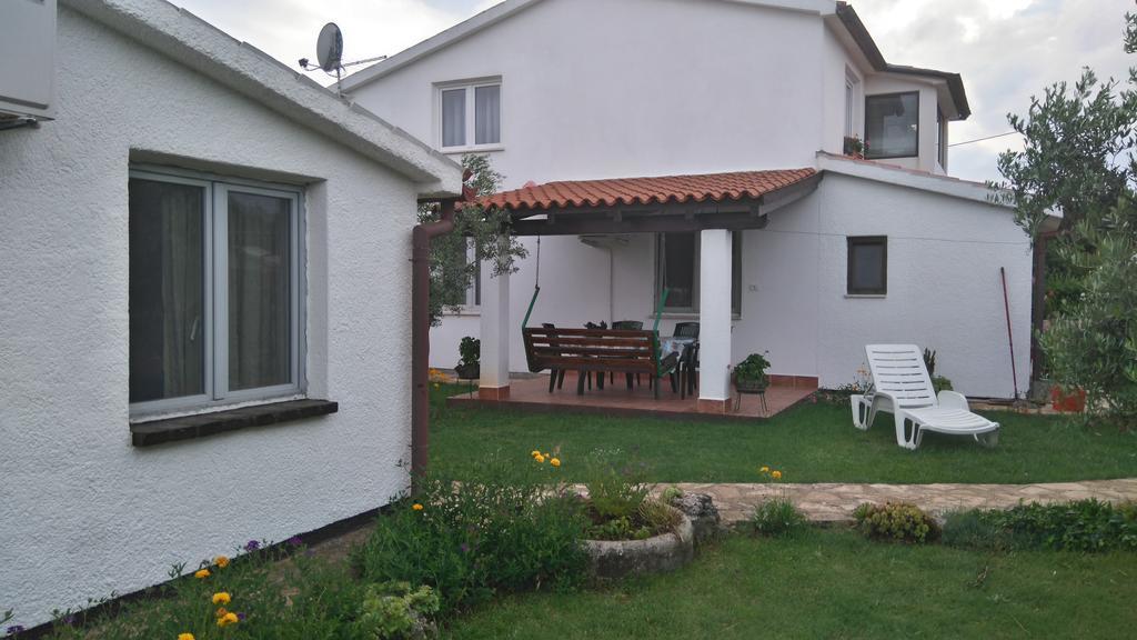 Nella Apartments Šišan Eksteriør bilde